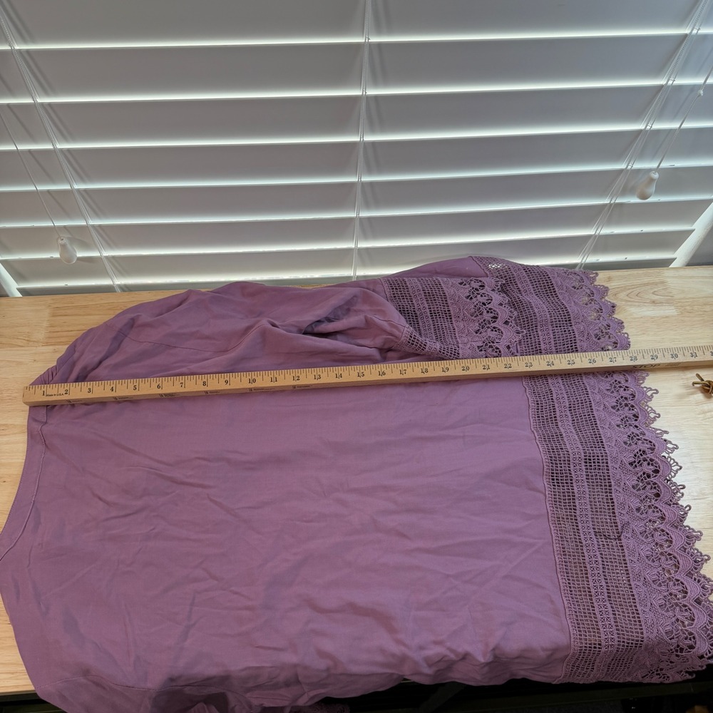 Coldwater Creek Purple Pintuck Crochet Lace Trim Rayon Button Front Tunic Top M - Picture 10 of 11
